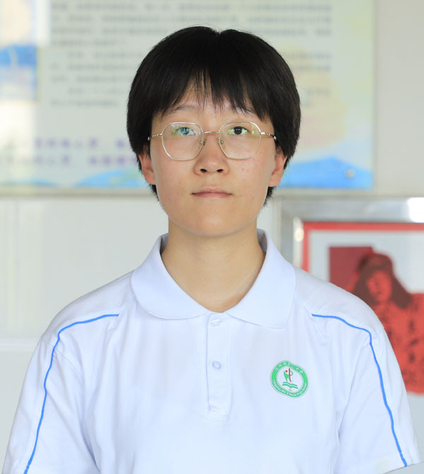 刘祎1.jpg